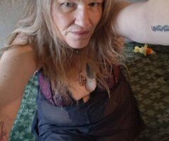 Portland escorts - MATURE SENSUAL WOMAN HOSTING AT MY DOWNTOWN PORTLAND INCALL NO GAMES NO DRAMA NO BS NO CHILDISH DUMB SHITJUST GREAT SERVICE AND A GOOD TIME. YOU WONT REGRET IT! PLEASE READ ENTIRE AD BEFORE TEXTING. THANK YOU - 51