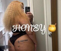 COME SEE ME 💦THICK & JUICY HONEY 🍯 - 28 - Image 4