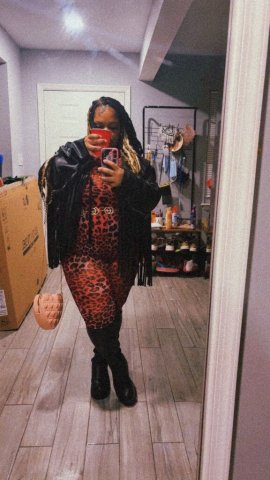 Thick women looking for fun - 37 - 1