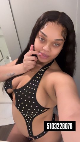2 girl special available!! Cum have fun with me baby! 😏 - 22 - 1