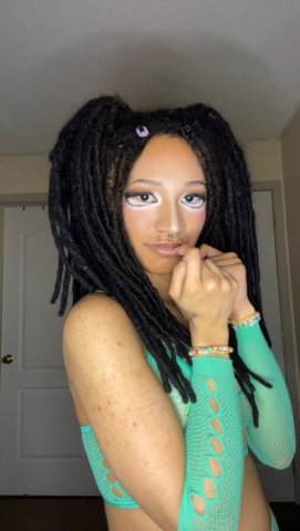 Petite Ebony💖 - 22 - 1