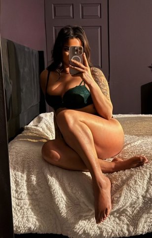 I’m not loud about it… but the kind of energy you don’t forget once you feel it.🫦😈😇 GFE Approved 🚫 AA Men/Drugs🚫 - 36 - 1