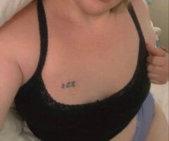 YOUNG,TIGHT AND WET PUSSY🤪GUARANTEED TO MAKE YOU NUT 💦 - 22 - Image 4
