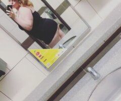 YOUNG,TIGHT AND WET PUSSY🤪GUARANTEED TO MAKE YOU NUT 💦 - 22 - Image 5