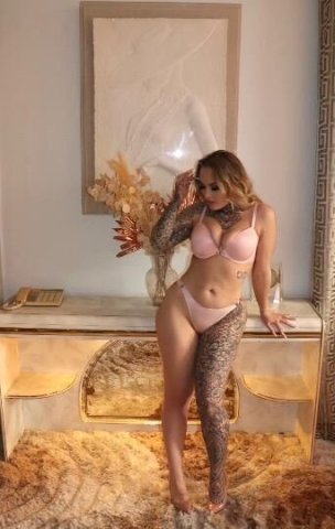 BIG BOOTY TATTOOED BLONDE WAITING FOR YOU - 26 - 1