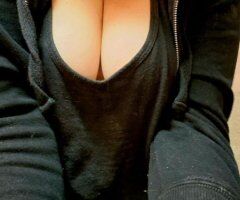 afternoon incall . cardates. its all fun. classy..descrete and ready to please - 41 - Image 6