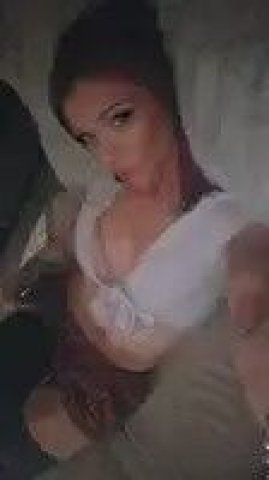 Sexy sweet skinny and here to please you !! - 28 - 1