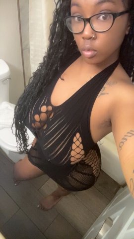 Incall ONLY!!!!! outcall uber provided for out Two girl special! $400 All must ft Verify , Facetime shows are available !! Lo right off highway - 23 - 1