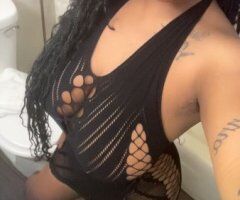 Cleveland escorts - Incall ONLY!!!!! outcall uber provided for out Two girl special! $400 All must ft Verify , Facetime shows are available !! Lo right off highway - 23