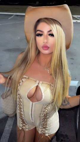 New in town, ready to satisfy your needs! FaceTime verify 📲 - 25 - 1