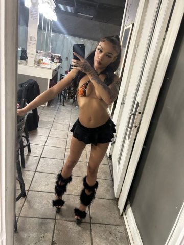 Classy, pretty, and wet it's a win😍 INCALLS ONLY 👸🏽🌹- UPSCALE ONLY - 22 - 1