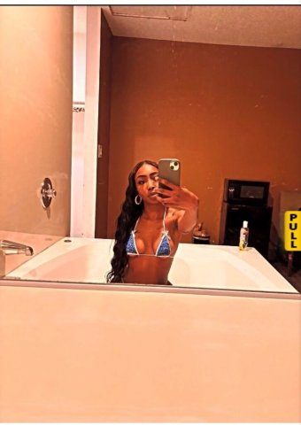 100% Real Natural Beauty🥰 No games !!! Yes im doing incalls and out calls - 18 - 1