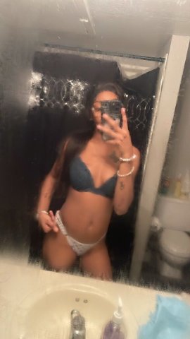 Ms.Gripper😏 real slim small & WET - 23 - 1