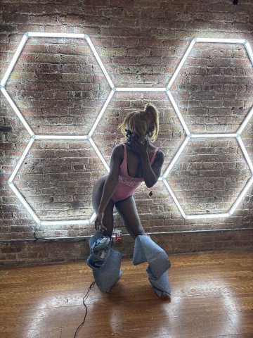 Shelbyville Indiana Incall 🩶 Check out my Availability - 20 - 1
