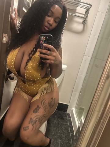 Outcall!!!! only ☀☀☀All must ft Verify , Facetime shows are available !! Lo right off highway - 23 - 1