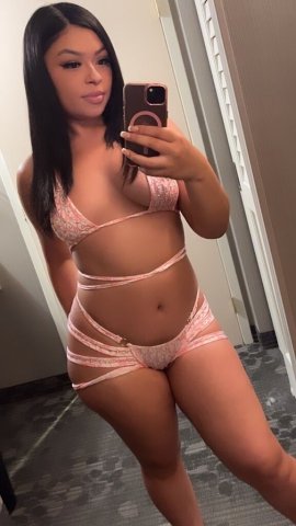 Sexy Curvy Asian Latina 😍🔥 Available for incall - 23 - 1