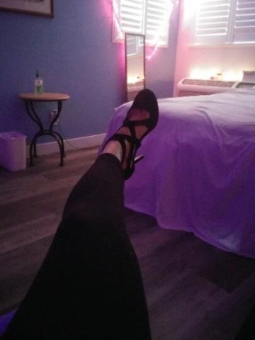 LASTDAYINCLAIREMONT💃No Gift Card👎 No middle person NoBS❌️NODEPOSIT ❌️♥💃🌶LATINAXXX5StarMamasitA Sexy All Natural DD's Milf Mamasita👅🍓No GamesNoDriver All Real - 40 - 1