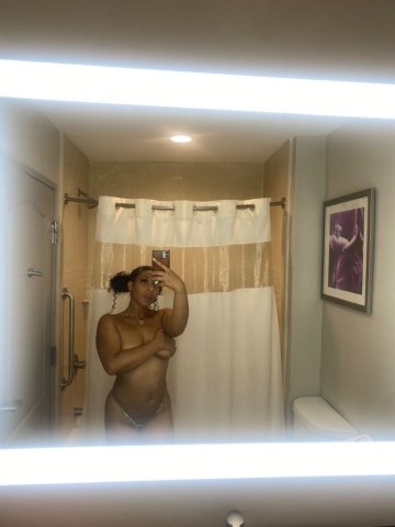 everyman should have good karma(LilRock) 🥂 Cumover 😈 incall specs - 26 - 1