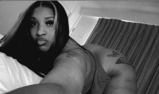 Big Booty 🍑Blasian 👸🏽🥵Throat Goat 💦 satisfying experience 🤤 - - 31 - 1