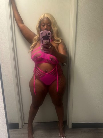 Mzzkream 💦 👅💦🍆 leaving out today im very disrespectful when I'm sucking and eating👅💦💦that dick🍆 - 29 - 1