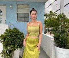 Classy Brunette Who Knows How to Get the Job Done - 25 - Image 2