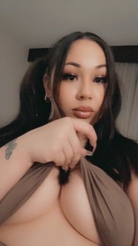 Thick And Curvy Babe Available 247 - 25 - 1