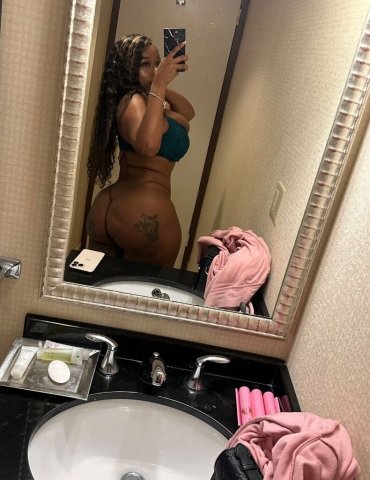 BUSTY PARTY GIRL😍🍭 - 23 - 1