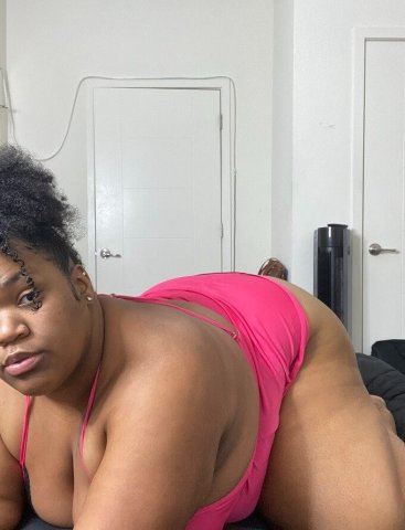 BBW🍑Lover Come See What We Get Up🍒 Your Favorite Fatish Princess Available💅 Dirty mind🤍 Teasing u one naughty thought at a time💕 Come closer... if you dare🔥 Spoil me or stay useless💸✨ 💋 - 34 - 1