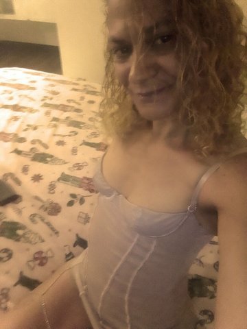 Sexy MILF Experienced Provider - 40 - 1
