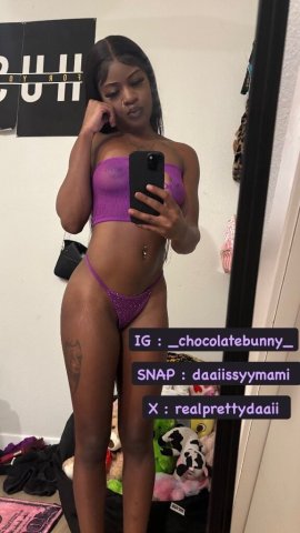 4'11 100lbs 🔥 A Fetish Itself and Classy $p!nner 🌪🍒 SNAP : daaiissyymami - 23 - 1