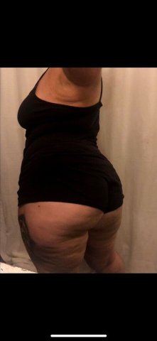 pretty eyes, thicc thighs, - 32 - 1
