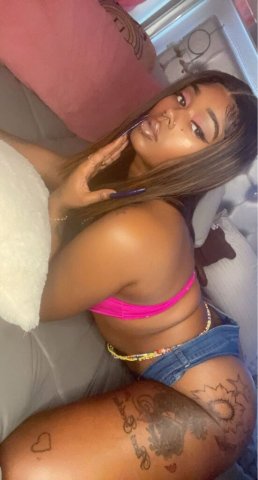 in town for one night only 🌃Sexy Super Freak 😈let me eat that BIG DICK UP DADDY 🤑🌊🍌 - 27 - 1