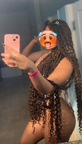 NEW HOT GIRL IN TOWN!! Let's have some fun, baby 🥰 I'm here to please you in every way you desire, 💋 Serious inquiries only. - 22 - 1
