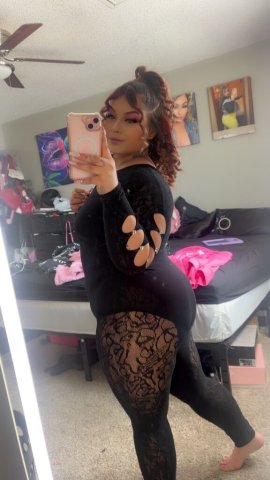 New into town & ask for my 2 girl Available for incall and outcall 24/7 - 24 - 1