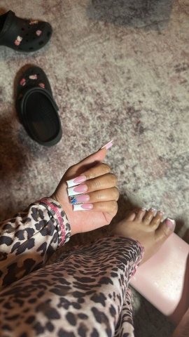 Been on vacation im back now 🥰 Highly addictive 🩷 - 25 - 1