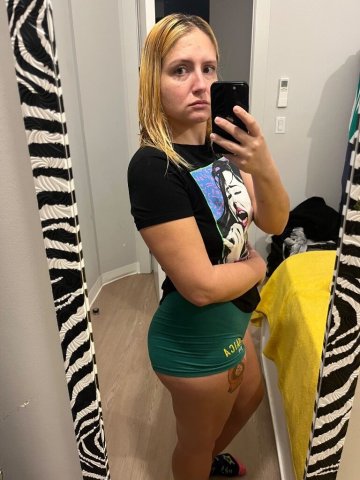 snowbunny 🐇 intown for a good time not a long time - 37 - 1