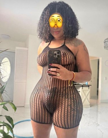 Available 24/7 now🥰, come see me😋😍 daddy you’re going 😋 to have a super delicious time 🤤💦 - 28 - 1