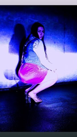FREAKY FRIDAYYY !! RARE JEWEL !! YES IM REAL !! CASH ONLY! NO DEPOSITS!! - 24 - 1