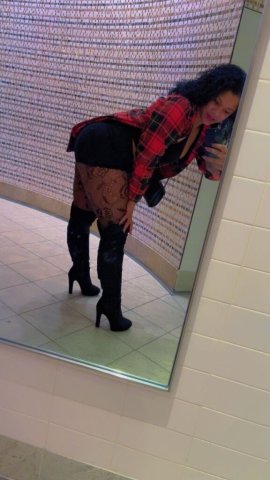 happy FridayAthena back in town let's party - 23 - 1