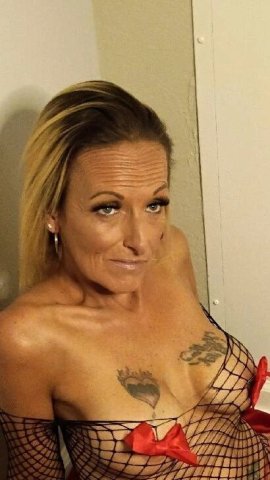 Your Favorite Distraction Is Available Tonight , and Thursdays just got a lot more interesting!! 💋”..available ALWAYS 24/7 - 41 - 1