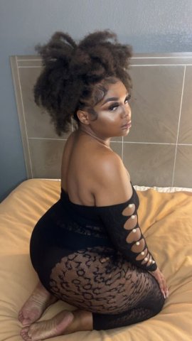 SPECIALS ALL NIGHT 😻 Greek Goddess 🍑 Exotic 💃🏼 Curvy 💦 Super Soaker - 25 - 1
