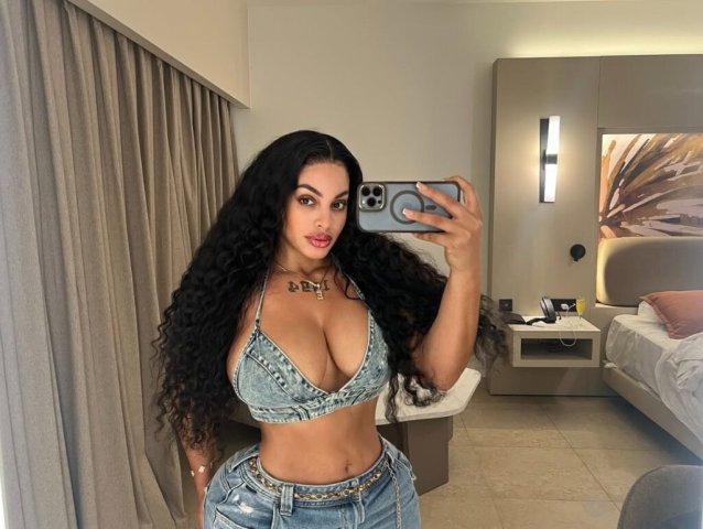 Pretty & sweet🍒😈💦 little thing🌪I'm a LEGEND when it CUMS to PLEASURING A MAN W MY MAGIC MOUTH. AKA HEAD DOC, THROAT GOAT, SOUL SNATCHER, BEST EVER! - 25 - 1