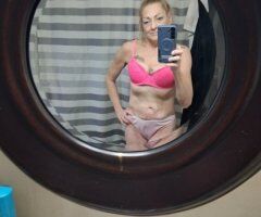 Hot ass Milf - 59 - Image 2