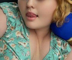 Your favorite distraction 💅 - 22 - Image 7