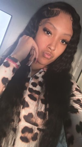 Petite yellow bone ready for fun 😍😍😍LAST DAY IN TOWN 😘🥰🥰 - 26 - 1