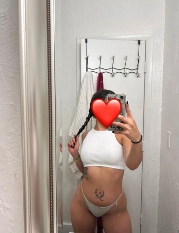 Hey love, I'm Lisa, a very horny latina, I'm new in San Mateo, I'm hot, I wait for your message, love always available🔥🔥💞💞 - 25 - 1