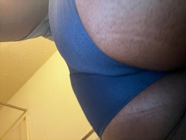 Guess WHOSS HERE💦💦IM NEW HERE SO CUM SHOW ME😘😘💦💦 - 24 - 1