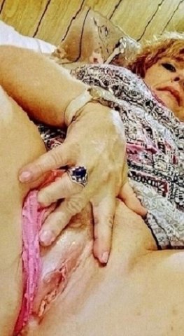 Sophisticated StepMom (39) | In/Outcall All Areas | Content Sell - 39 - 1
