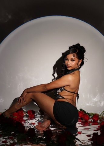 Tight & Petite treat - 18 - 1