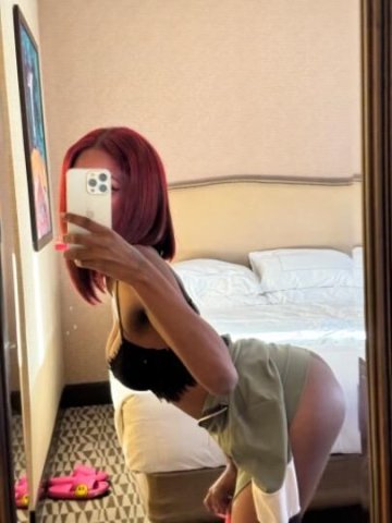 💦BUSTY TRANNY GIRL NEXT DOOR 👄💦🎊 CURVY, ELITE, NAUGHTY ENERGY AWAITS YOU 🥰👅🧚🏽💋 - 24 - 1